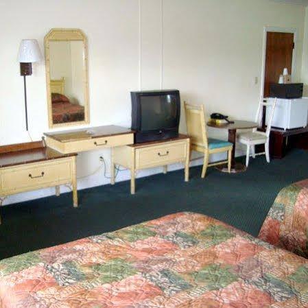 Town House Motel Tupelo Eksteriør bilde